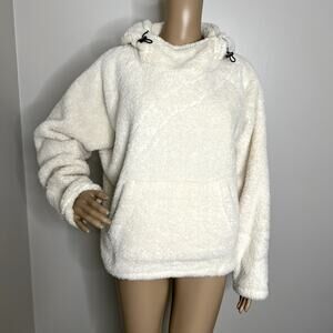PINK Victoria's Secret Sherpa Teddy Pullover Sweatshirt